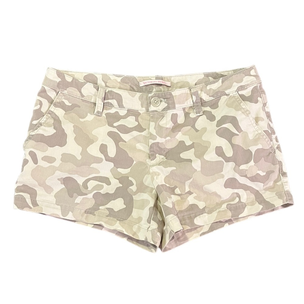 Victoria’s Secret Camo Shorts | Women's 8